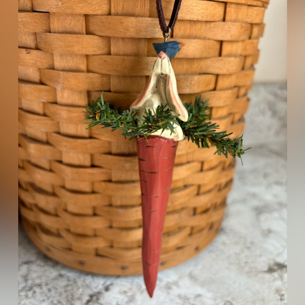 Williraye WW1021 Fruit and vegetable Ornament a. Bunny